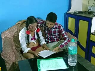 Ινδικό δάσκαλος πατήσαμε λαμπρός μαθητής/ρια στο ιδιωτικό tuition. | xhamster