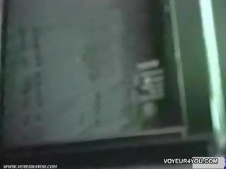 Spion aparat foto filming cupluri masina sex clamă