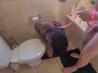 Inimene wc india slattern saama pissed edasi ja saama tema pea flushed followed poolt imemine manhood