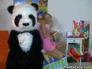 Panda oso sa xxx video laruan malaswa video