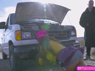 عشيق شون lawless مارس الجنس ل bigtits mechanic نيكي بنز