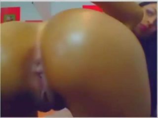 Erotic Webcam teenager With Amazing Ass